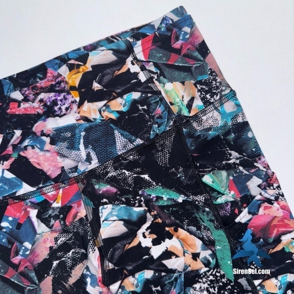 1061 lululemon Fast & Free Crop II *Nulux 19" - Size 4 - Color Crush Multi - Picture 4 of 15